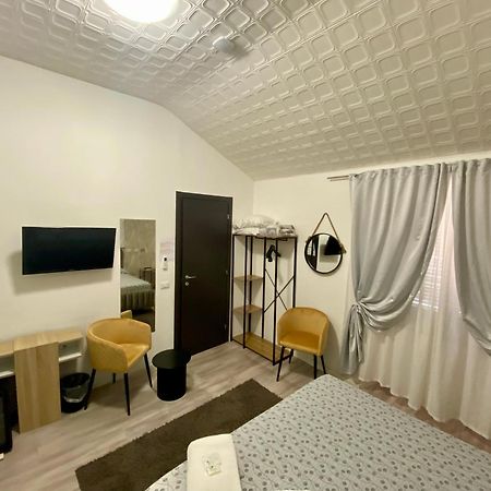 Guest House Minas Milano Exterior foto