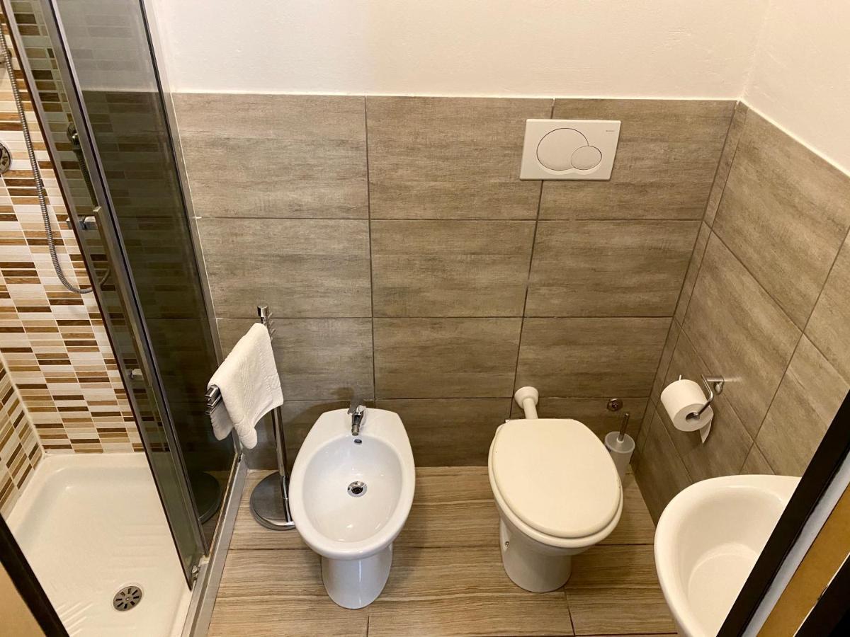 Guest House Minas Milano Exterior foto