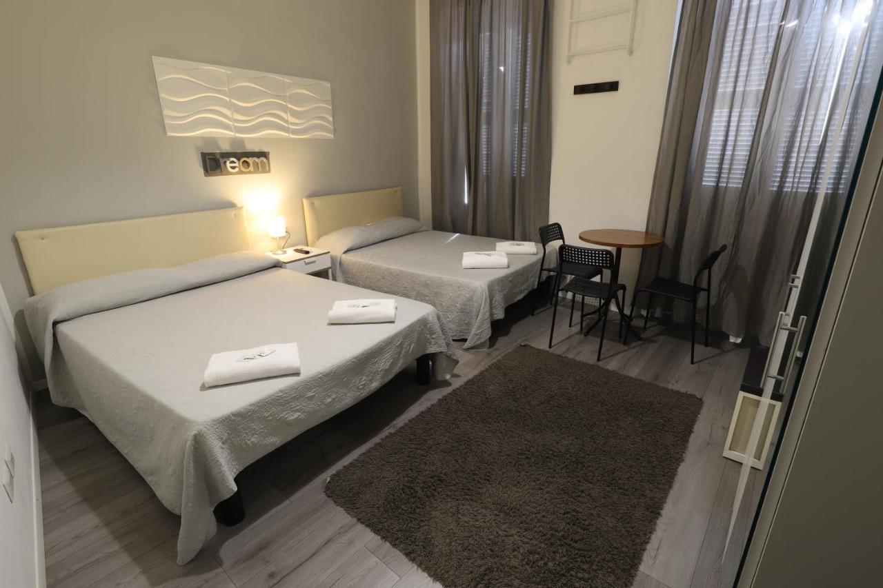 Guest House Minas Milano Exterior foto